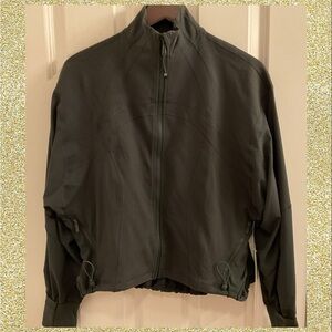 Lululemon Define Relaxed Fit Jacket - NWT - Rainforest Green - Size 2